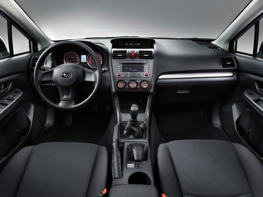  Subaru Impreza Hatchback 2011 года  (фото 3 из 16)